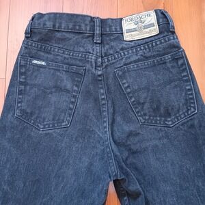 Jordache Jeans Women's Size 7/8 High Rise Tapered Black Denim (Style 10-0101-BB)